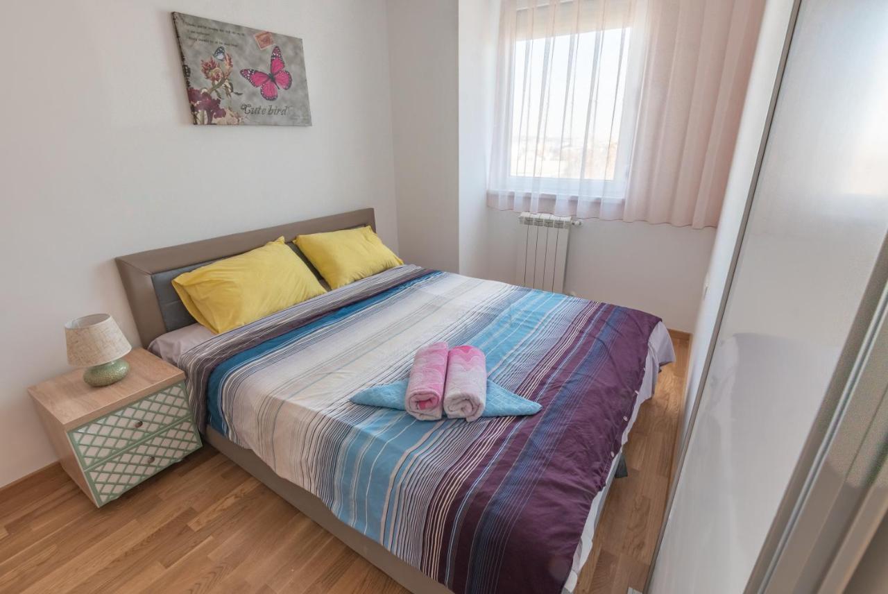 Modern ǀ 1 Bedroom ǀ Wifi スコピエ エクステリア 写真